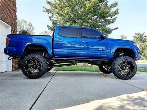 Lifted 2015 Toyota Tacoma