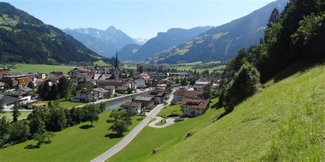 Zell am Ziller - Zillertal Arena Ski Resort - The capital Village in Zillertal