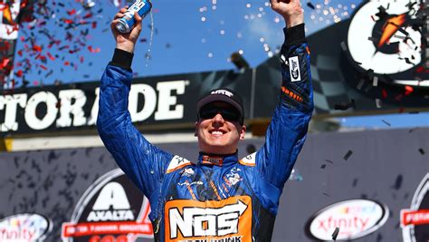 Kyle Busch takes Phoenix for third straight Xfinity Series win