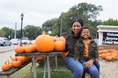 Pumpkin Patch Visits and Fall Family Traditions – Just The Kings