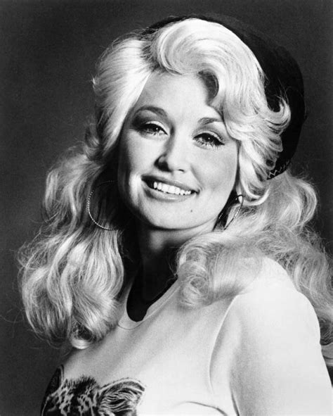 Country Star Dolly Parton early in her career in the 1960s : r/pics