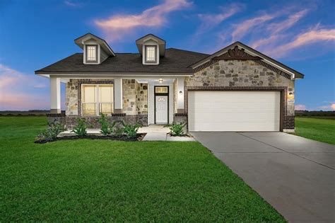 508 Turtle Dove Dr, Sealy, TX 77474 | realtor.com®