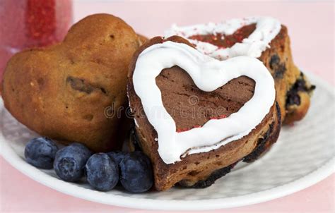 Heart Shaped Blueberry Muffins Stock Image - Image of homemade, nutrition: 18002143