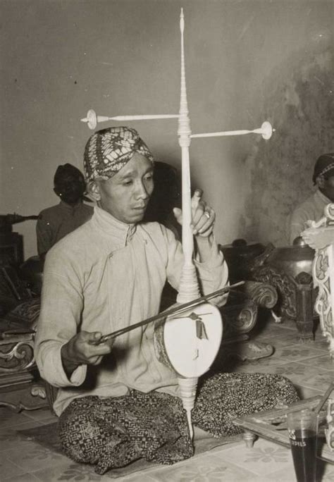 Rebab - Wikipedia | East indies, Southeast asia, Art history