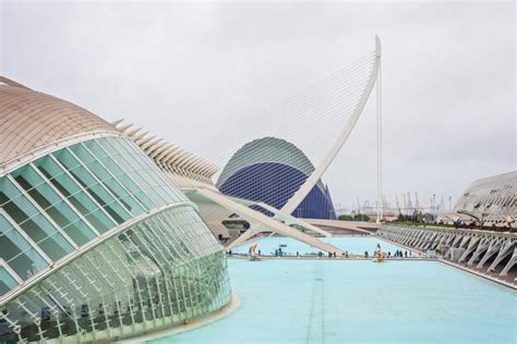 Premium Photo | Valencia city of arts and sciences