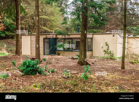 Woodland Lodges at Center Parcs Longleat Forest, Wiltshire, England Stock Photo: 69638054 - Alamy