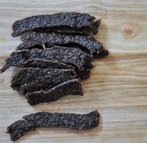 Easy Homemade Ground Beef Jerky Recipe is Budget Friendly