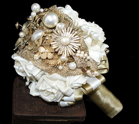 Vintage Brooch Bouquet Gold Bouquet by savingfacejewellery