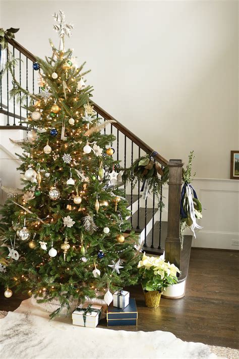 christmas tree house tour - Darling Darleen | A Lifestyle Design Blog