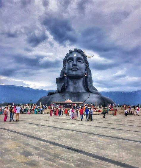 Gorgeous statue of Lord Shiva in Combitore, Tamil Nadu India | Reiseziele, Reisen, Architektur