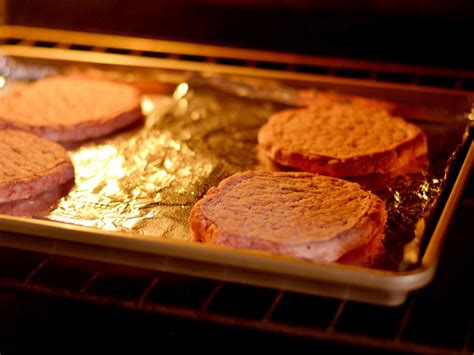 How To Broil Frozen Hamburger Patties In The Oven - Recipes.net