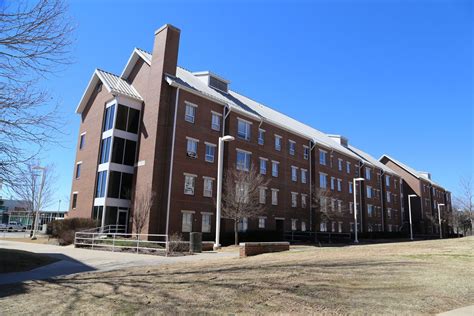 Harding Hall | Housing | University of Arkansas