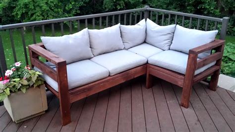 24 DIY Outdoor Furniture: Patio and Garden Furniture Plans