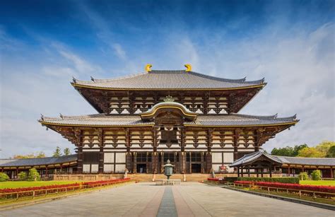 11 Famous Temples to Visit in Japan | Celebrity Cruises