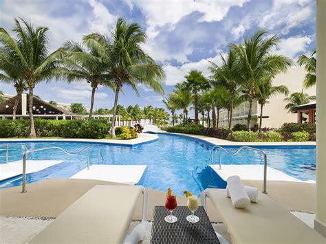 Azul Beach Resort Riviera Cancun All-Inclusive Resort