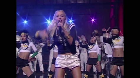 Gwen Stefani Hollaback Girl - Live David Letterman HD | Hollaback girl ...