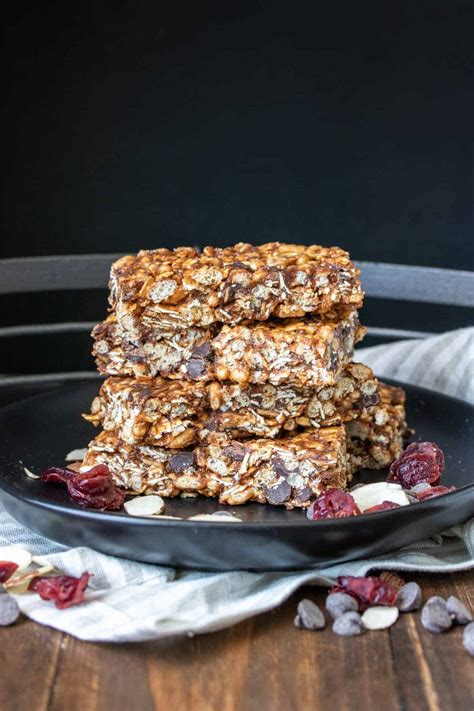 Healthy Homemade Vegan Granola Bars - Veggies Don't Bite