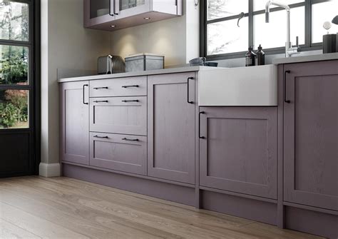 Skinny Shaker Door Kitchen | OG Kitchens