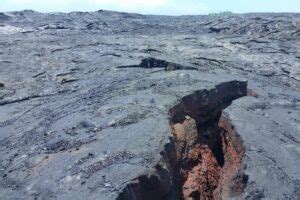 Lava fields in Hawaii 🌋 7+ places to see old lava flows on the Big ...