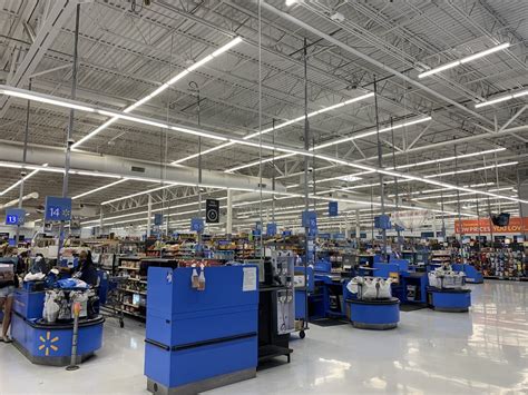 WALMART SUPERCENTER - Updated July 2024 - 19 Photos & 25 Reviews - 3050 Wilma Rudolph Blvd ...