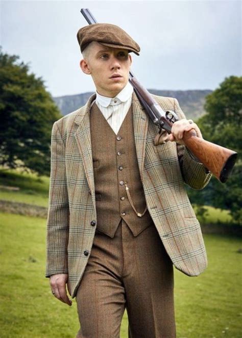 Joe Cole as John Shelby in Peaky Blinders 💙 | Peaky blinders suit ...