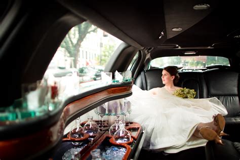 Limos for hire can make your wedding a majestic event in gold coast - Stretch Limousine Hire in ...