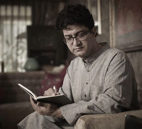 Prasoon Joshi (CBFC Chief) Age, Wife, Family, Biography & More » StarsUnfolded