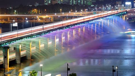 World's Longest Bridge Fountain - Banpo Bridge Moonlight Rainbow ...