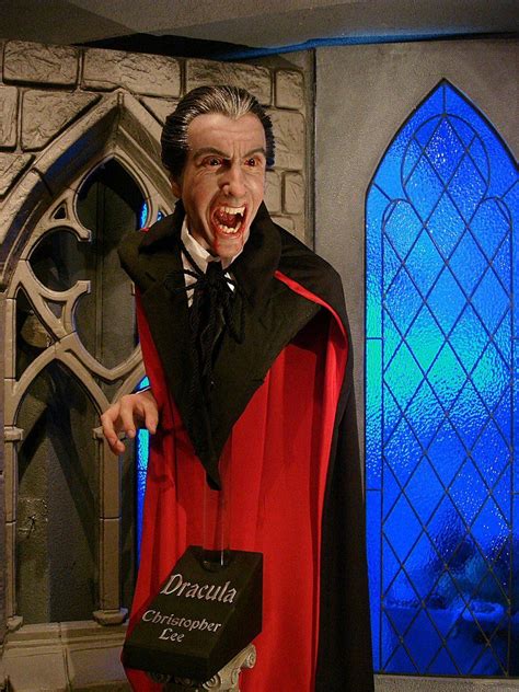 Christopher lee Dracula by ~BobbyC1225 on deviantART | Christopher lee dracula, Hammer horror ...