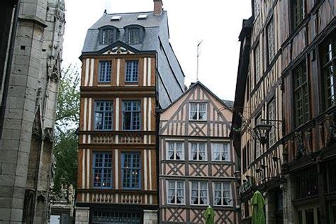 Rouen France travel and tourism, attractions and sightseeing and Rouen ...