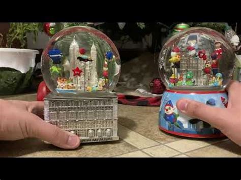 2012 & 2013 Macy's Thanksgiving Day Parade Snow Globes - YouTube