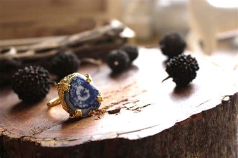 Leafy Affair - Online Store For Jewellery Pieces By Pressed Flowers, Preserved Moss And More ...