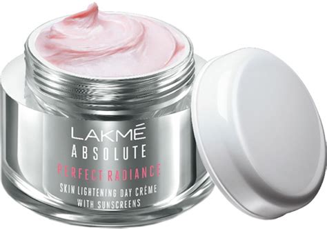 Lakme Absolute Perfect Radiance Skin Lightening Day Creme Reviews, Ingredients, Benefits, How To ...