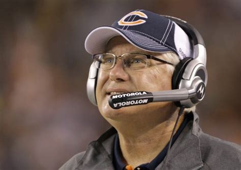 Martz out as Bears' offensive coordinator