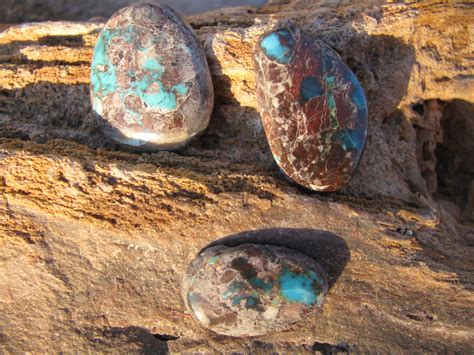 Turquoise Mines identified through characteristics of the mine