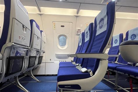 RECARO AIRCRAFT SEATING BL3710 PUTS COMFORT IN THE SPOTLIGHT ON INDIGO ...