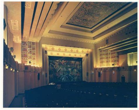 Pickwick Theatre | Chicago architecture, Theatre interior, Park ridge