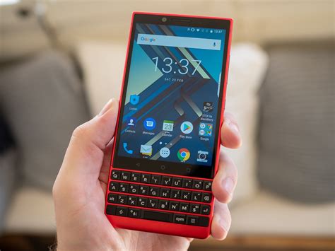 BlackBerry KEY2 Red Edition is now on sale in the U.S. for $700 ...