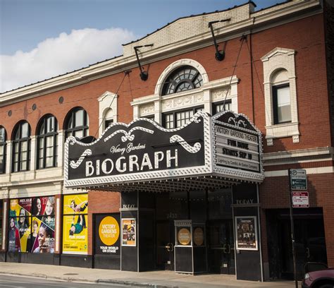 Peek Behind the Scenes of Chicago Theatre History - Chicago Detours