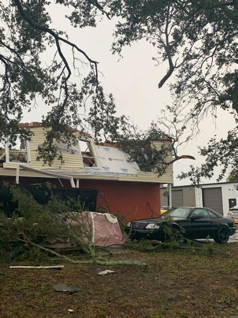 GALLERY | 'Large, extremely dangerous' tornado makes its way through Tampa Bay area