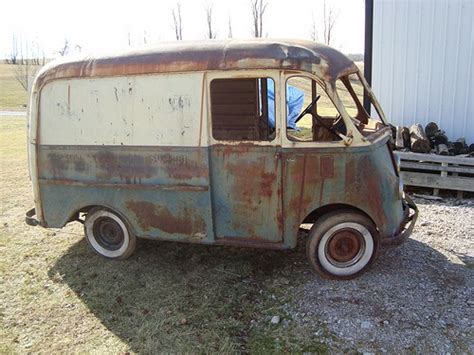 1947 International Metro Van --Xtreme Metro--: The Making of a Van