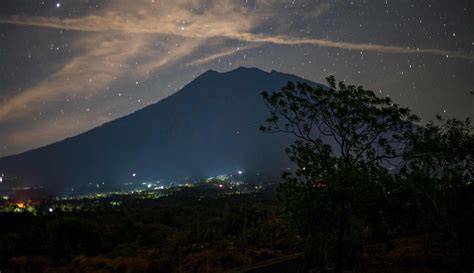 26+ Viral Gambar Pemandangan Gunung Malam Hari | Guyonreceh