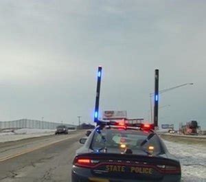 NY State Police testing new vertical light bars on vehicles