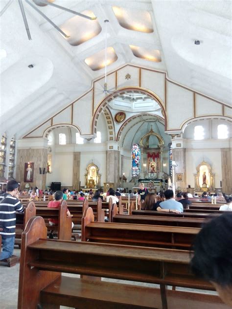 Quiapo Church Interior | Church pictures, Church interior, Church