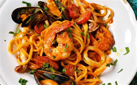 Rick Stein's seafood linguine recipe | Linguine recipes, Easy seafood ...