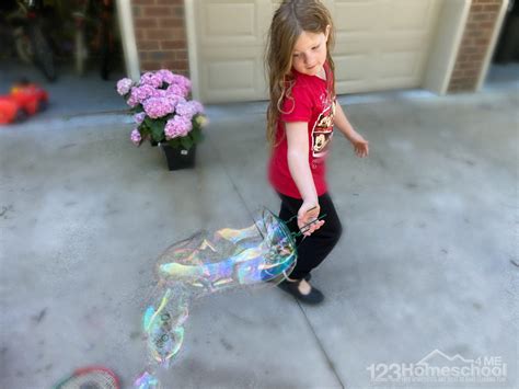 EPIC Homemade Bubble Solution for GIANT Bubbles