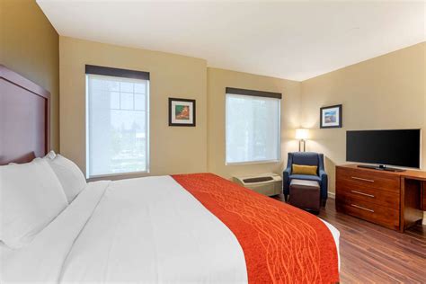 Comfort Inn & Suites Airport Ontario, CA - See Discounts