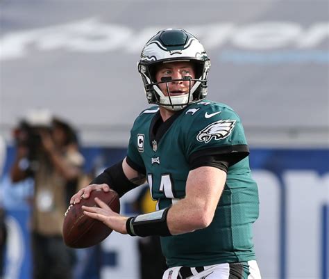 Carson Wentz Inspires Eagles to 22-21 Comeback Win Against NY Giants ...