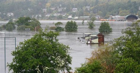 New rain warning issued for Scotland after flooding turns railways into canals | UK News | Metro ...