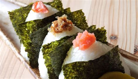 Omusubi Maker: Making Onigiri Effortless | Top Sushi Machines